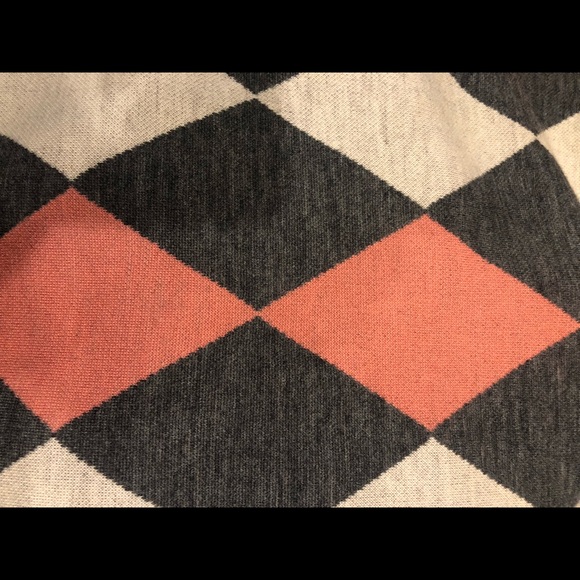 CLUB MONACO diamond print sweater - Picture 6 of 6